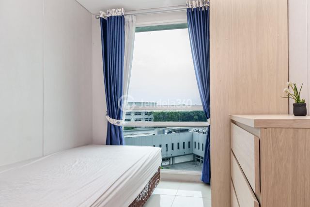 Pemandangan — Low Floor 2BR Apartment with City View at Woodland Park Residence Kalibata
